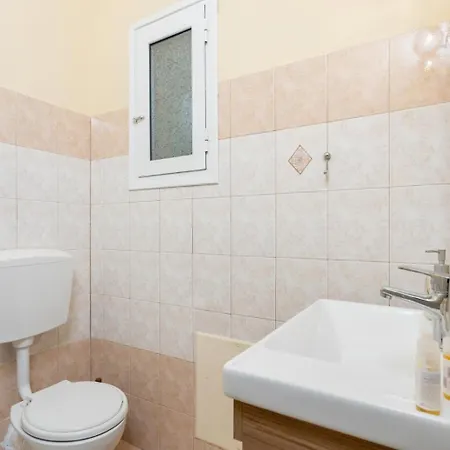 Russa Alexandros Villa Khelmata