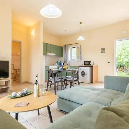 Russa Alexandros Villa Khelmata